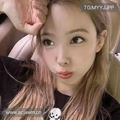 滑颢清